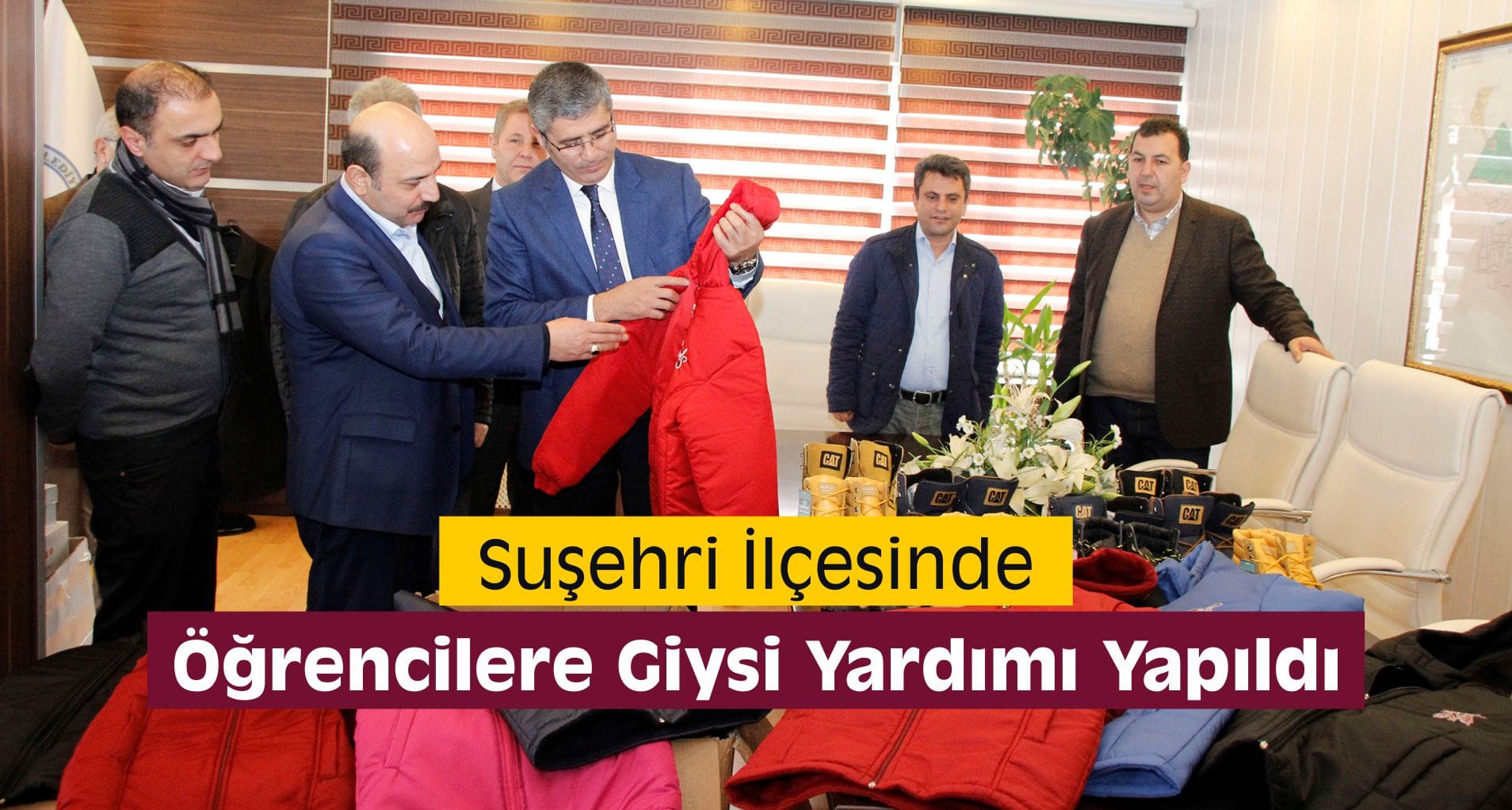 Suşehri İlçesinde Öğrencilere Giysi Yardımı Yapıldı