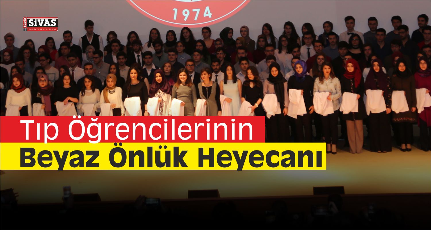 Tıp Fakültesi Öğrencileri Beyaz Önlük Giydi
