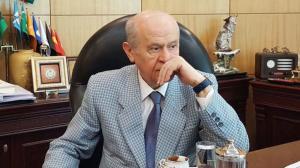 Devlet Bahçeli Kıyafeti