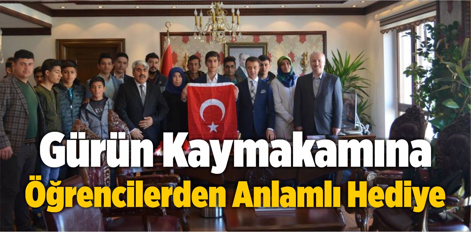 Gürün Kaymakamına Öğrencilerden Anlamlı Hediye