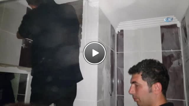 Havalandırma Boşluğuna Düşen Kedi İtfaiye Ekiplerince Kurtarıldı