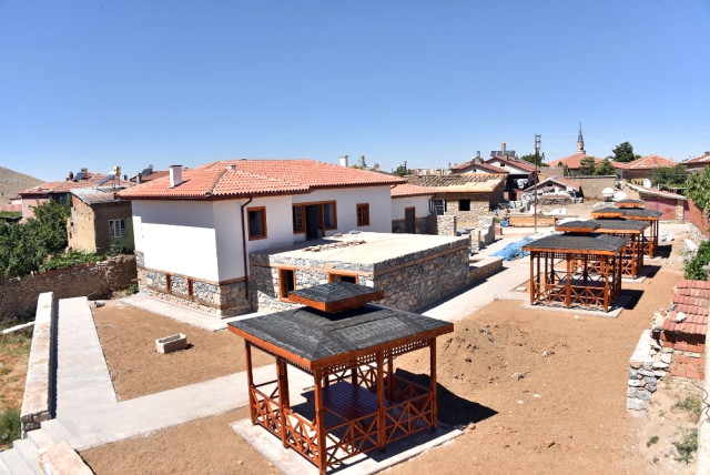 Lâdikli Ahmet Hüdai nin Evi Restore Ediliyor