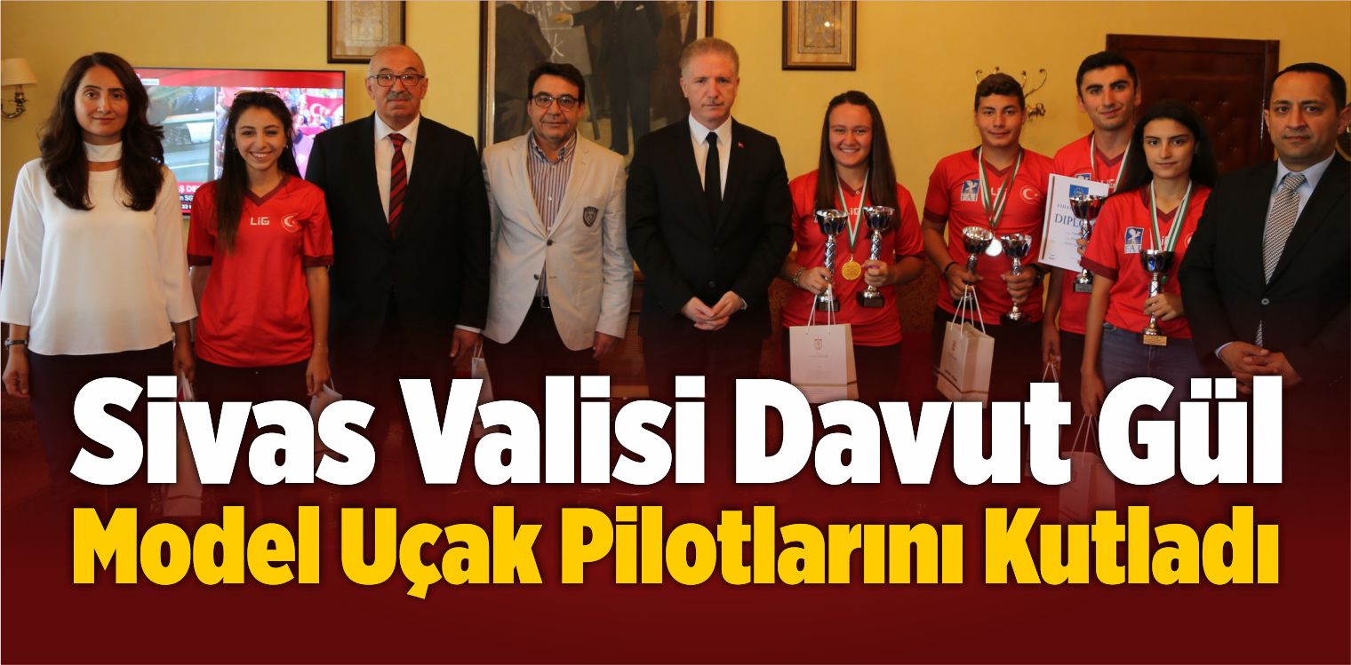 Vali Gül, Model Uçak Pilotlarını Kutladı