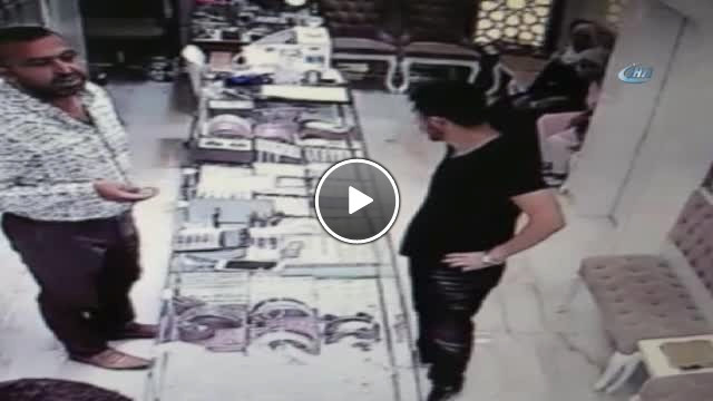 Tırnakçılık Yöntemiyle Hırsızlık Yapan Şüpheli Yakalandı