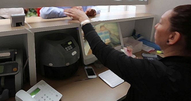 Banka memurunun hatası hayatını kararttı