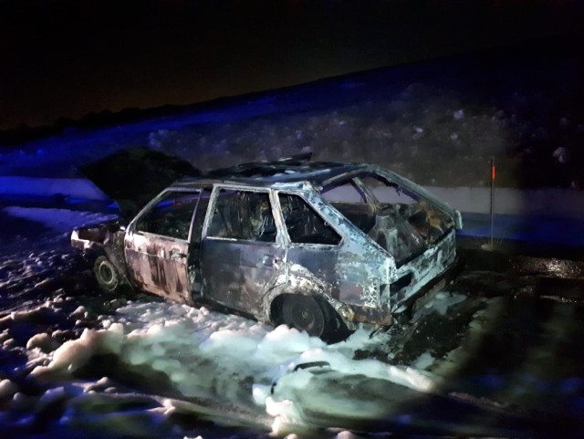 Karaman da Park Halindeki Otomobil Yandı