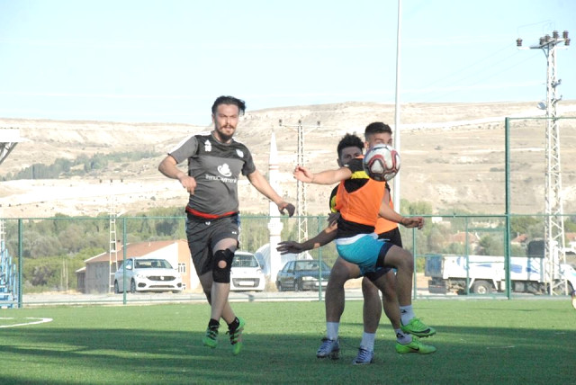 Özvatan Gençlik İlk Hazırlık Maçını Farklı Kazandı