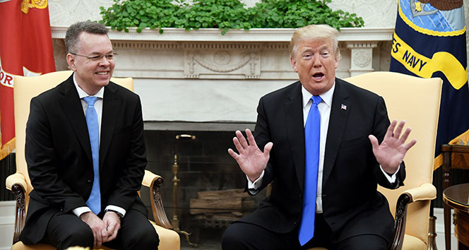 Trump, Rahip Brunson ile görüştü