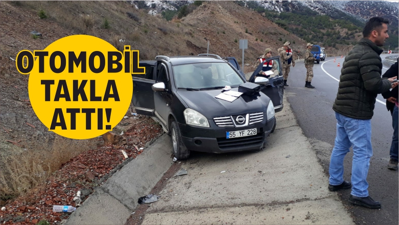 Toprak Yığınına Çarpan Otomobil Devrildi