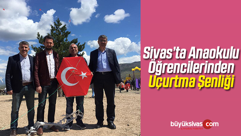 Anaokulu Öğrencileri Uçurtma Şenliği Düzenledi