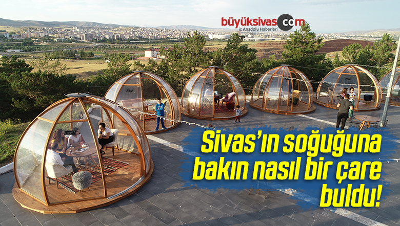 Müşterilerini Battaniye ile Isınmak Yerine Cam Fanuslarda Isıtıyor