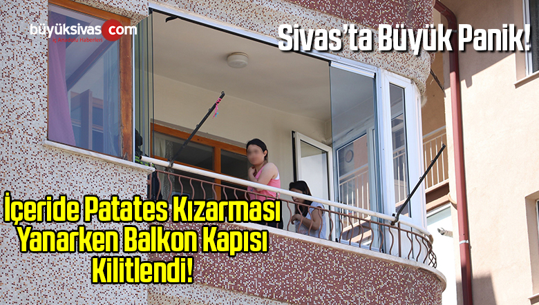 Evlerinin Balkonunda