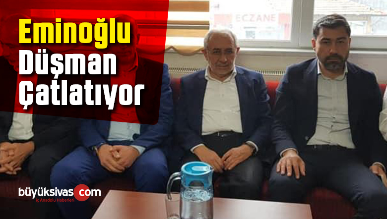 AK Parti Merkez İlçe Başkanı Tarık Eminoğlu Ekrem Erdem’in Yanında