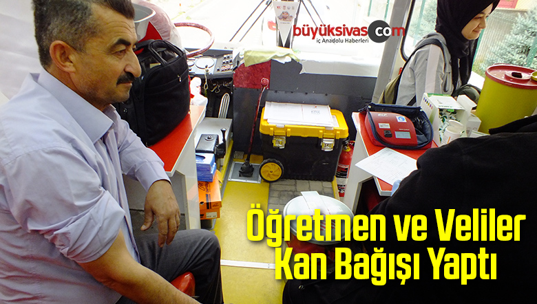 Öğretmen ve Veliler Kan Bağışı Yaptı