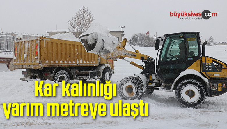 Kar kalınlığı yarım metreye ulaştı