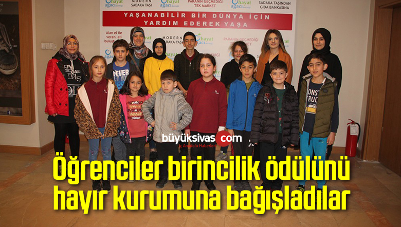 Öğrenciler birincilik ödülünü hayır kurumuna bağışladılar