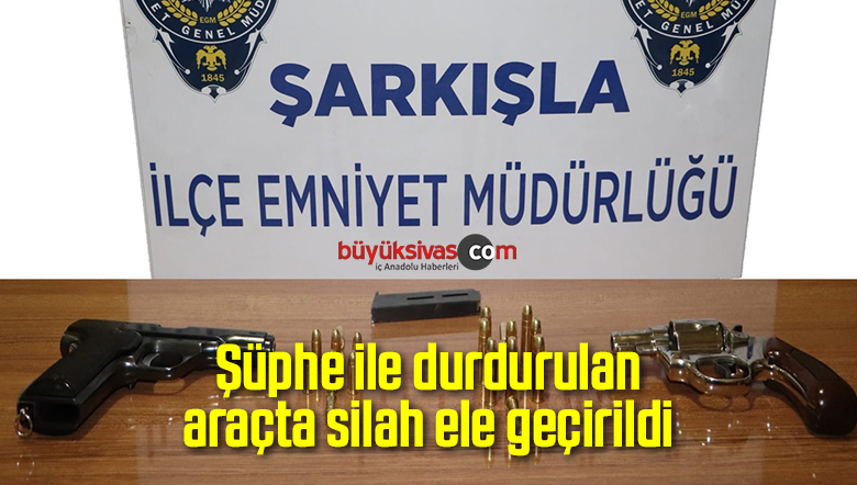 Şüphe ile durdurulan araçta silah ele geçirildi