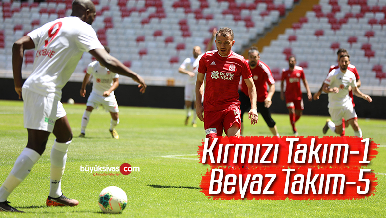DG Sivasspor Kadrosundan Oluşturduğu İki Takımla Hazırlık Maçı Yaptı