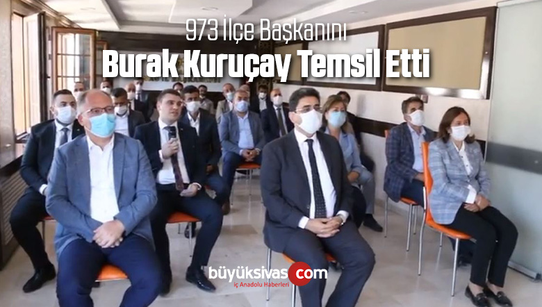 Cumhurbaşkanı ile 973 ilçe başkanı adına Burak Kuruçay bayramlaştı