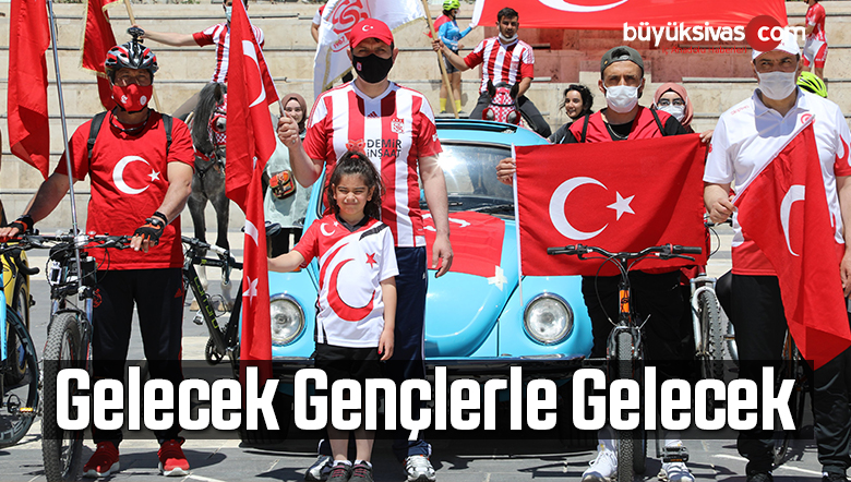 Gelecek Gençlerle Gelecek