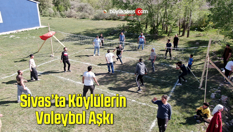 Köylülerin Voleybol aşkı ilginç görüntüler oluşturdu