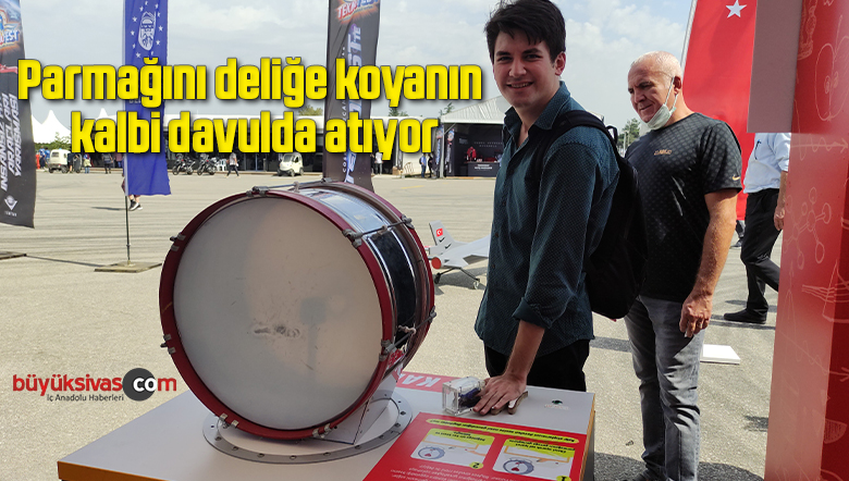 Parmağını deliğe koyanın kalbi davulda atıyor