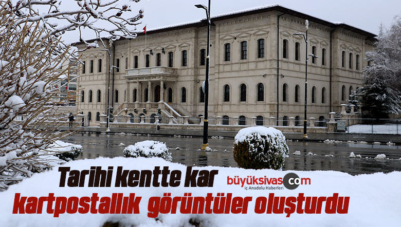 Tarihi kentte kar kartpostallık görüntüler oluşturdu