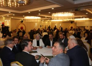 Antalya Kampında Başkan Epsileli’ye Davutoğlu’ndan Yakın İlgi