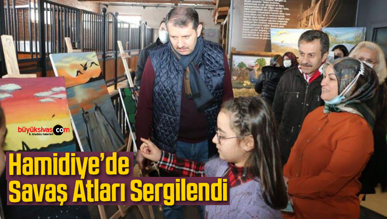Hamidiye’de 60 eser sergilendi