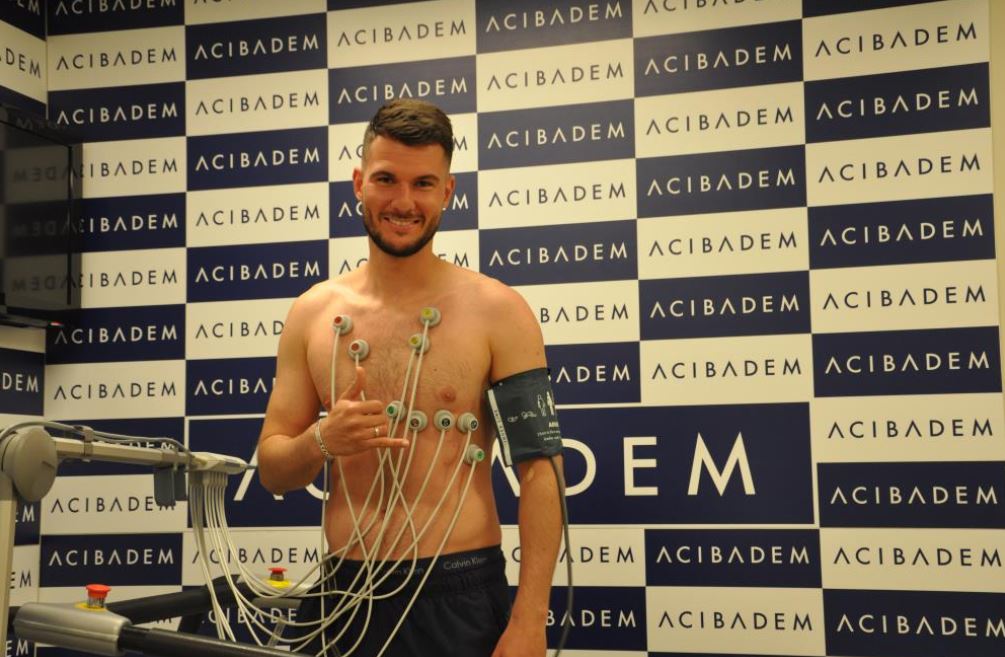 Sivasspor’da Robin Yalçın sağlık kontrolünden geçti