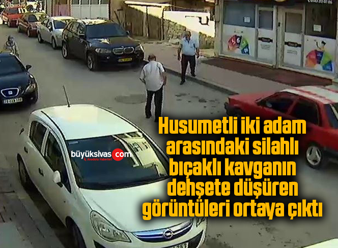 Husumetli iki adam arasındaki silahlı, bıçaklı kavganın dehşete düşüren görüntüleri ortaya çıktı