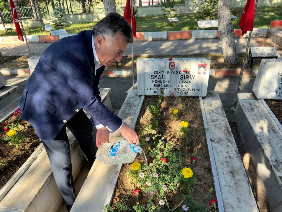 AK Parti Sivas Milletvekili Av. Abdullah Güler Sivas’ta