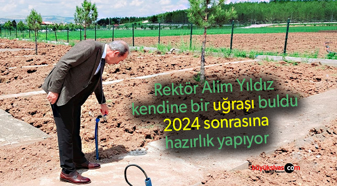 Rektör Alim Yıldız SCÜ içindeki hobi bahçelerinde