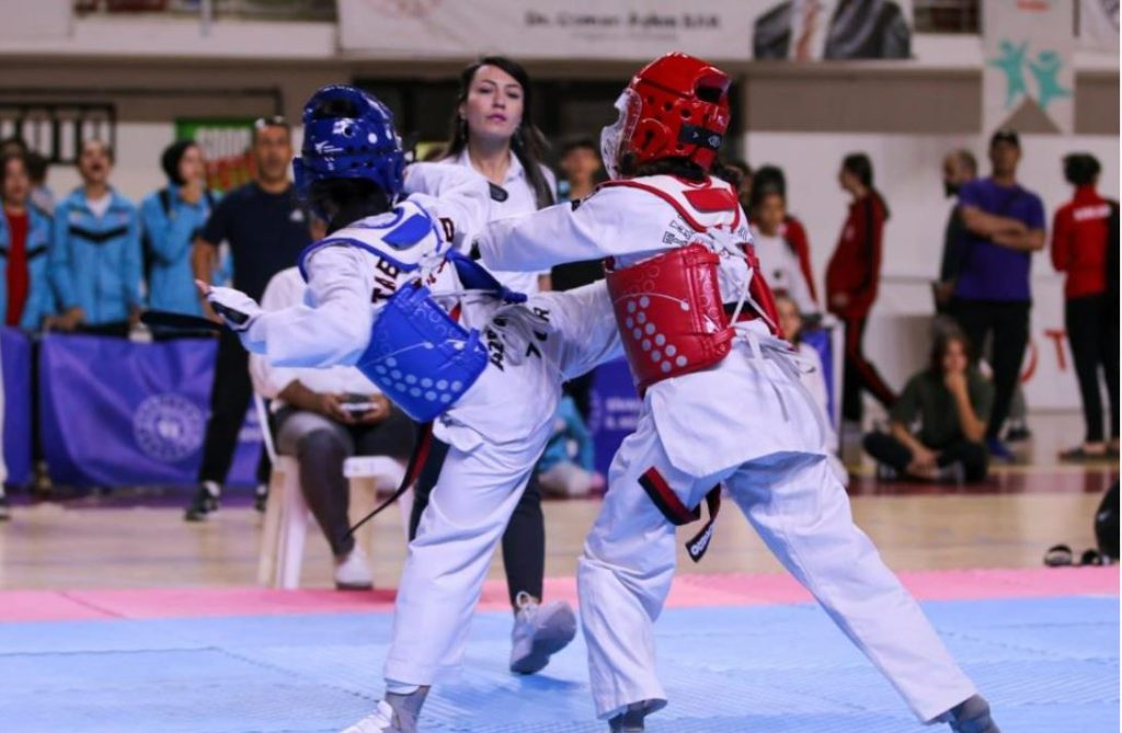 ANALİG taekwondo grup müsabakaları Sivas’ta başladı!