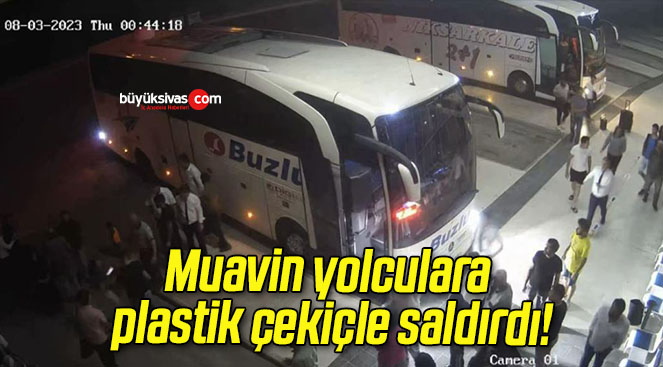 Muavin yolculara plastik çekiçle saldırdı!