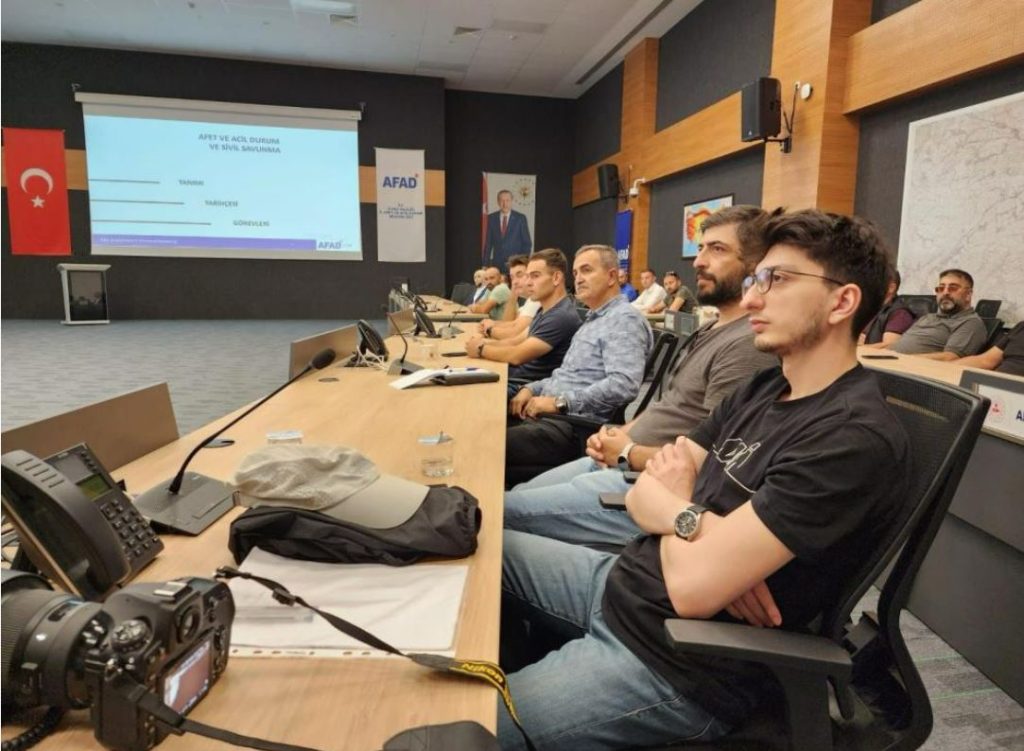 SCÜ arama ve kurtarma birimi eğitimlere başladı!