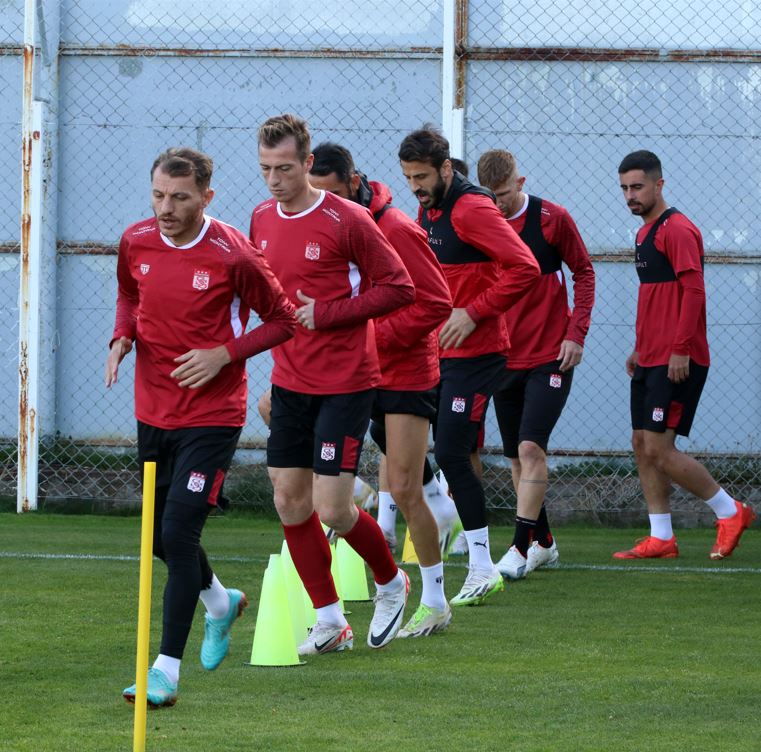 Sivasspor Kasımpaşa maçının hazırlıklarına devam etti!