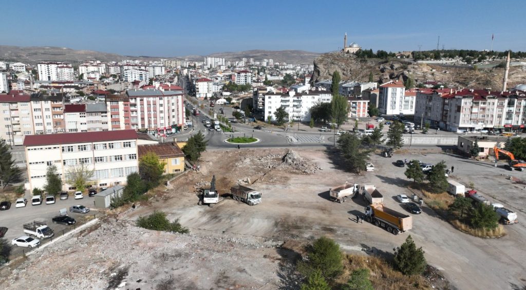 O Caddeler Birbirine Bağlanıyor! Trafik Sivas’ta Rahatlıyor!