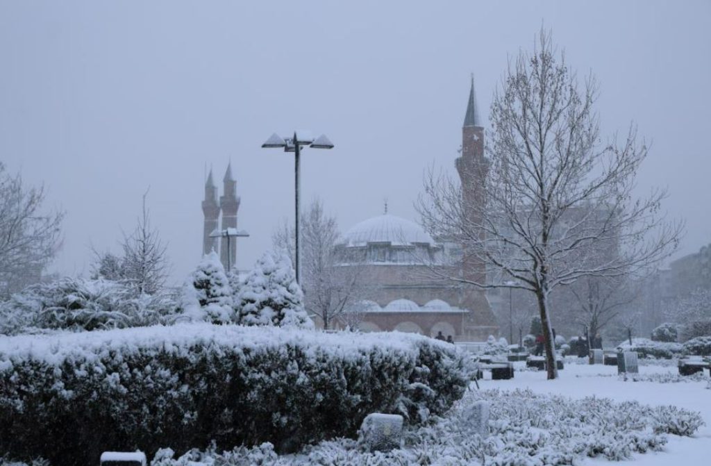 Sivas’ta kar kartpostallık görüntüler oluşturdu!