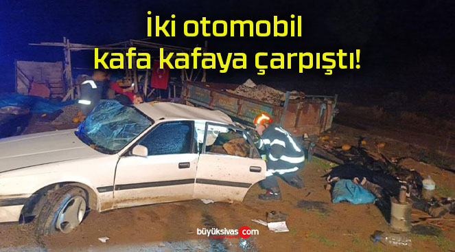 İki otomobil kafa kafaya çarpıştı!