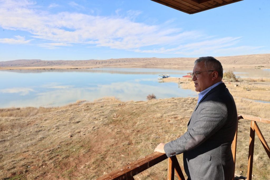 Vali Şimşek Zara’da!