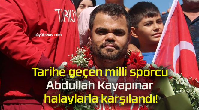 Tarihe geçen milli sporcu Abdullah Kayapınar halaylarla karşılandı