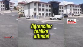Sivas Hayri Sığırcı Caddesi’nde kasis unutuldu! Öğrenciler tehlike altında!
