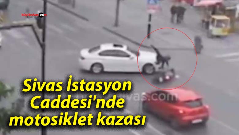 Sivas İstasyon Caddesi’nde motosiklet kazası