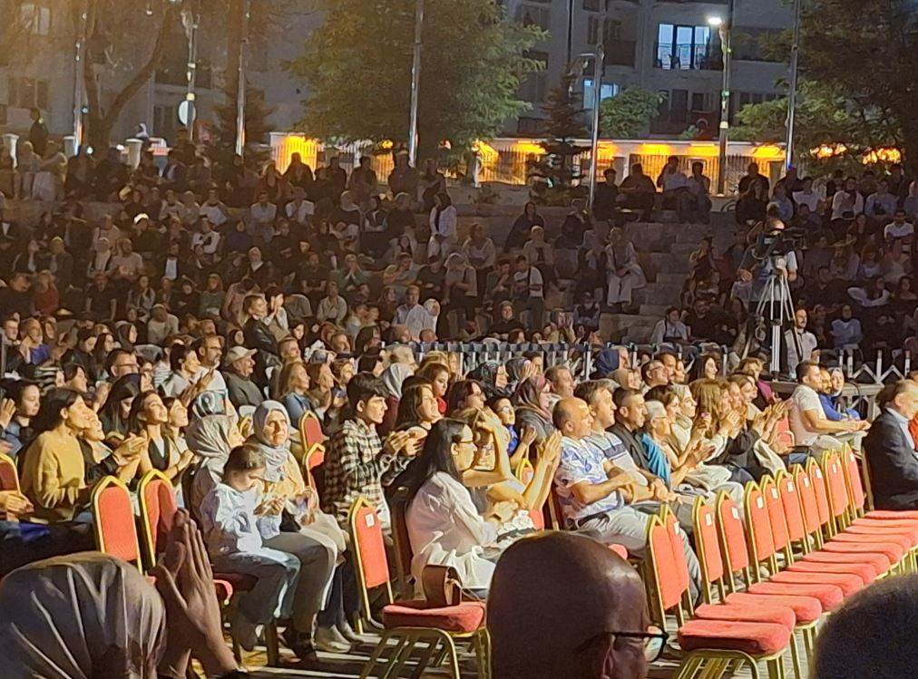 Sivas’ta 4 Eylül şenliklerinde protokol ilgisizliği!