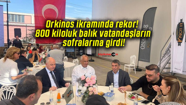 Orkinos ikramında rekor! 800 kiloluk balık vatandaşların sofralarına girdi!