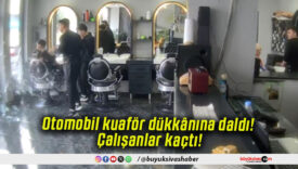 Otomobil kuaför dükkânına daldı! Çalışanlar kaçtı!