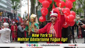 New York’ta Mehter Gösterisine Yoğun İlgi!