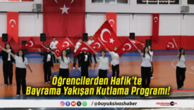 Öğrencilerden Hafik’te Bayrama Yakışan Kutlama Programı!