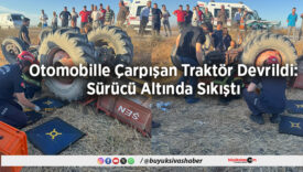 Otomobille Çarpışan Traktör Devrildi